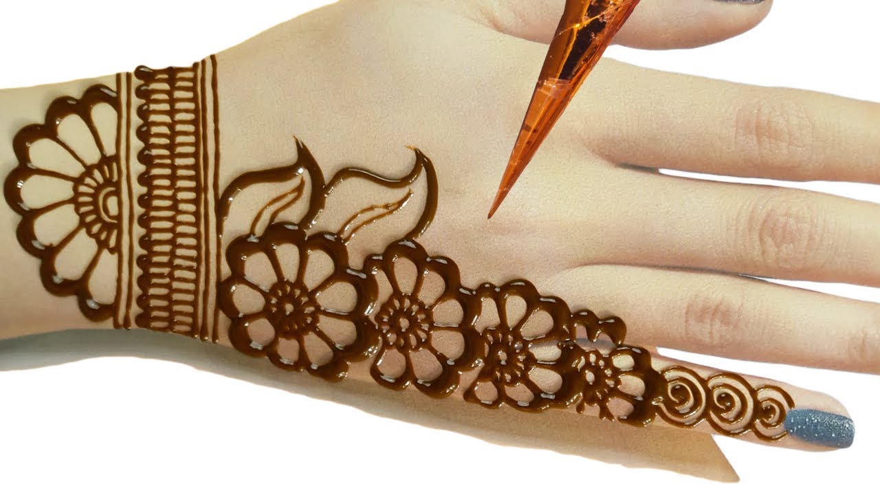 Detail Cara Menghias Henna Di Tangan Nomer 9