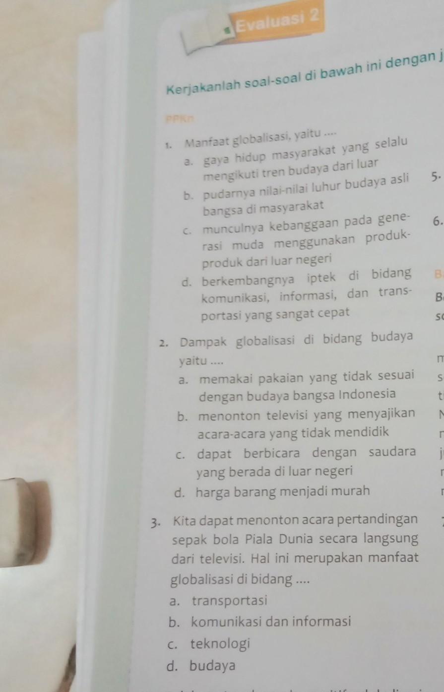 Detail Cari Gambar Pakaian Sesuai Globalisasi Menurut Brly Nomer 10