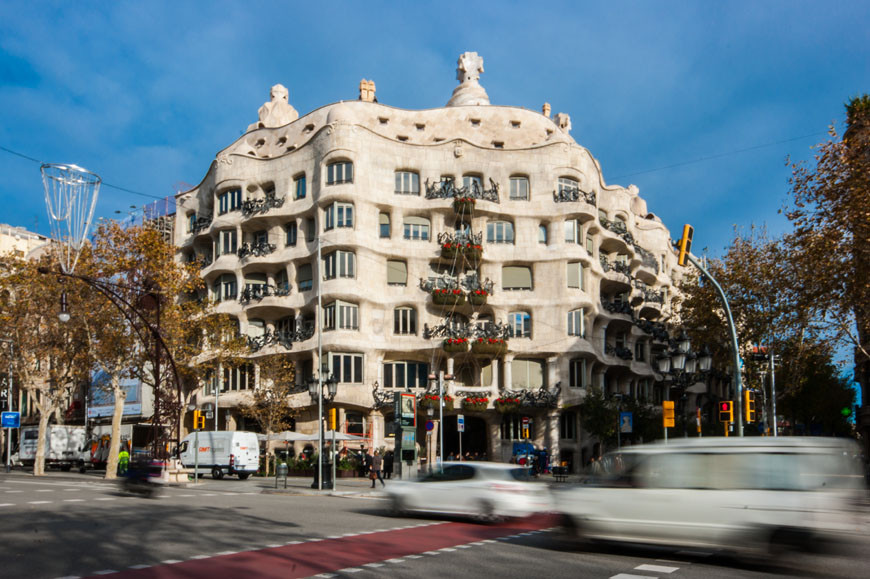 Detail Casa Mila Adalah Nomer 19