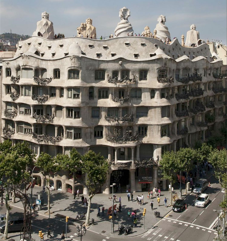 Detail Casa Mila Adalah Nomer 23