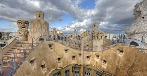 Detail Casa Mila Adalah Nomer 41