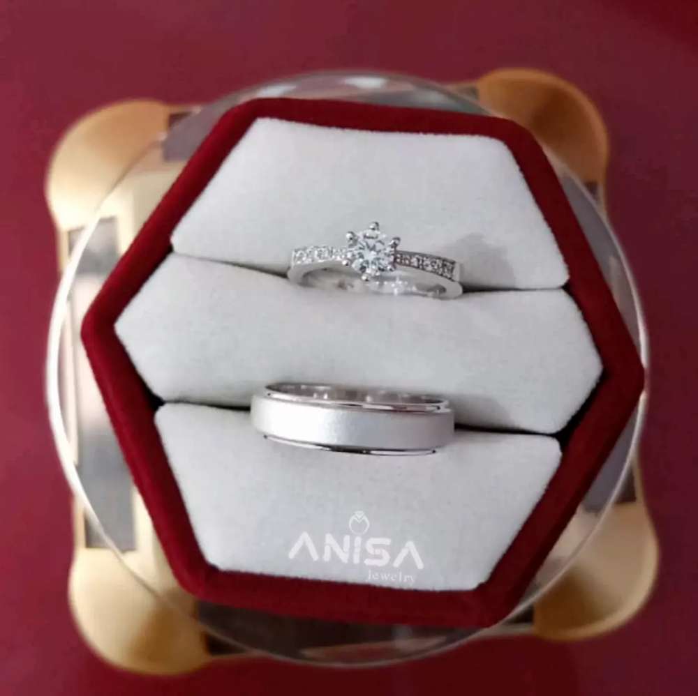 Detail Cincin Emas Untuk Tunangan Nomer 24