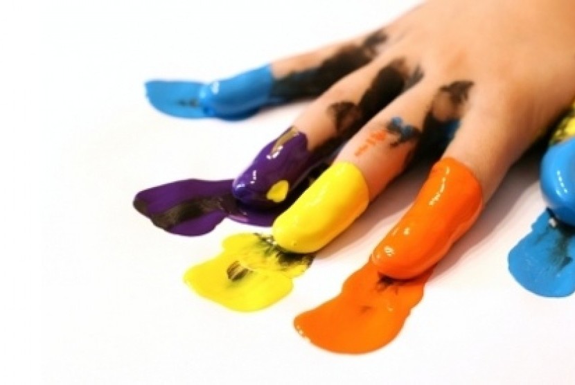 Detail Contoh Bahan Untuk Membuat Cat Warna Dalam Karya Finger Painting Nomer 2