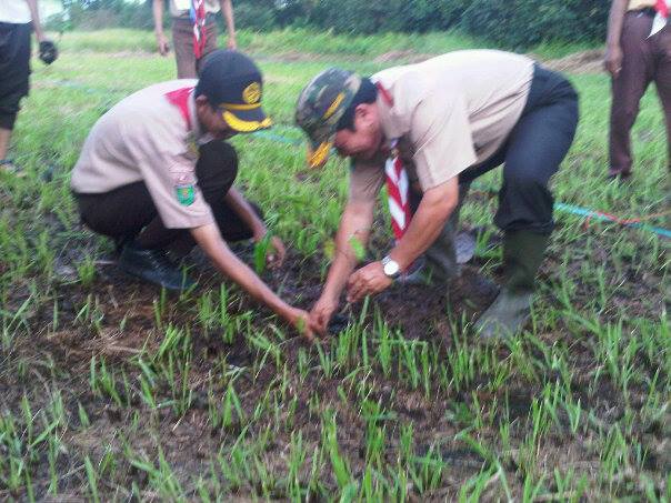 Detail Contoh Cinta Alam Dan Kasih Sayang Sesama Manusia Nomer 7