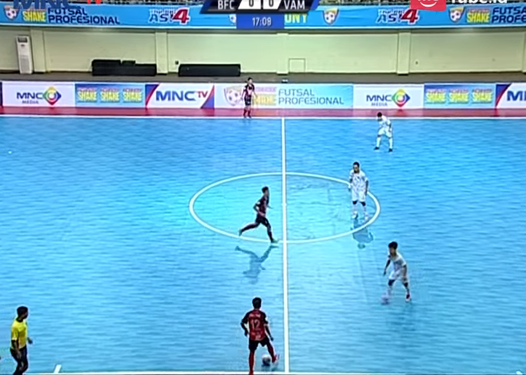 Detail Contoh Lapangan Futsal Nomer 42
