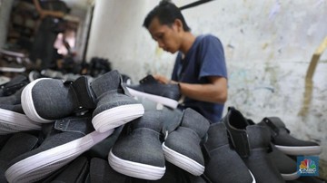 Detail Contoh Produksi Massal Sepatu Nomer 12