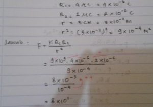 Detail Contoh Soal Hukum Coulomb Beserta Jawabannya Nomer 7