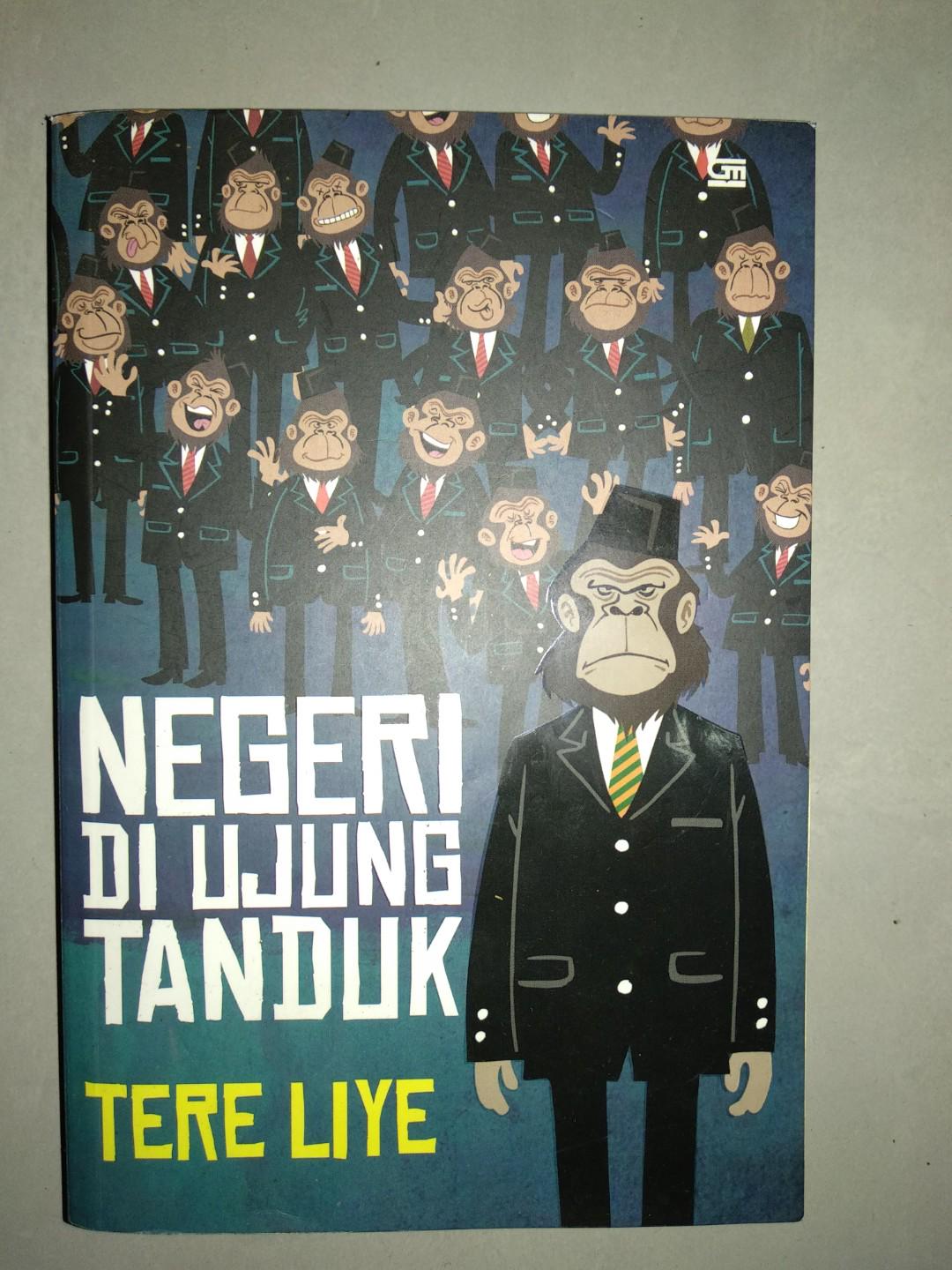 Detail Cover Buku Negeri Di Ujung Tanduk Nomer 15