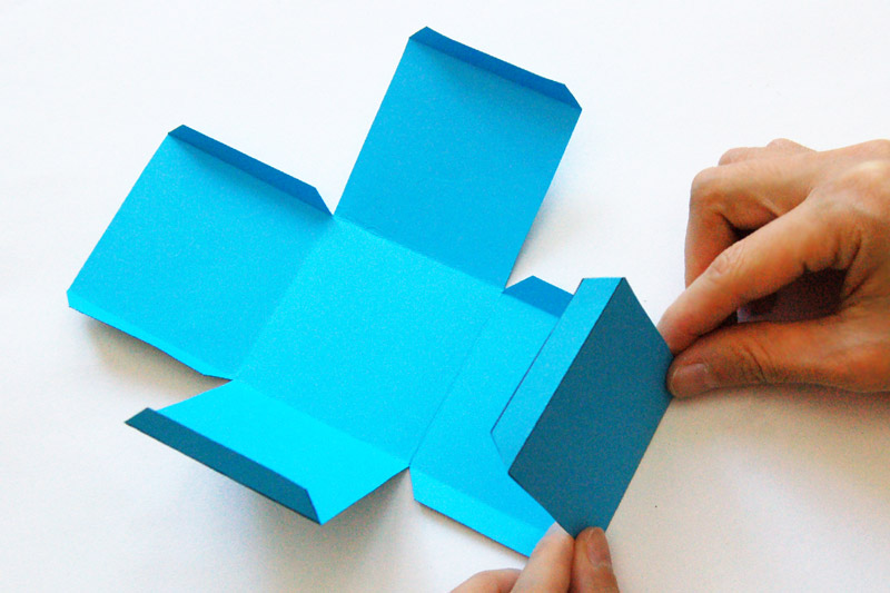 Detail Cube Design Template Nomer 10