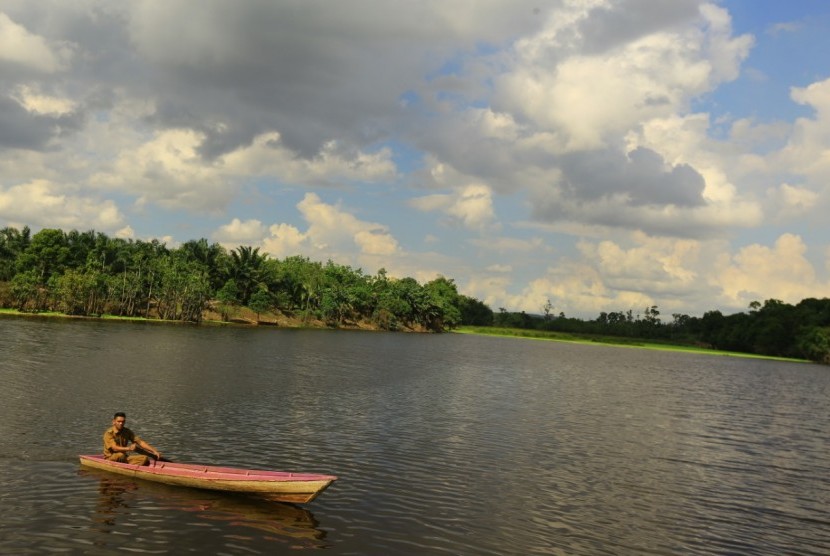 Detail Danau Tapal Kuda Nomer 33