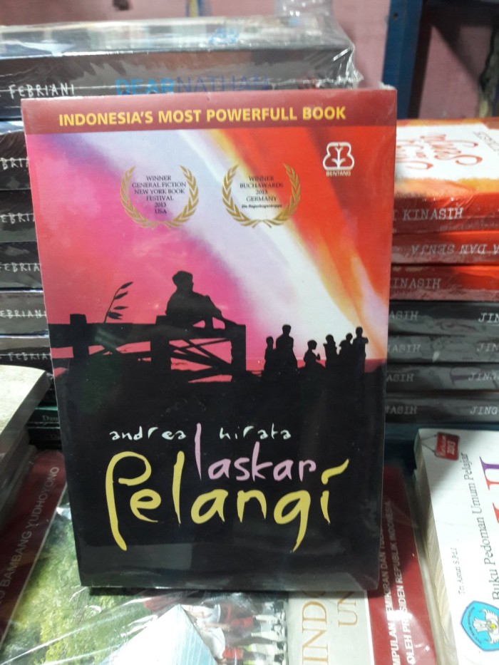 Detail Data Buku Laskar Pelangi Nomer 18