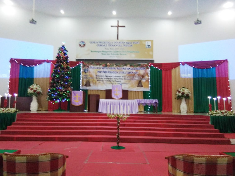 Detail Dekorasi Gereja Untuk Natal Nomer 45