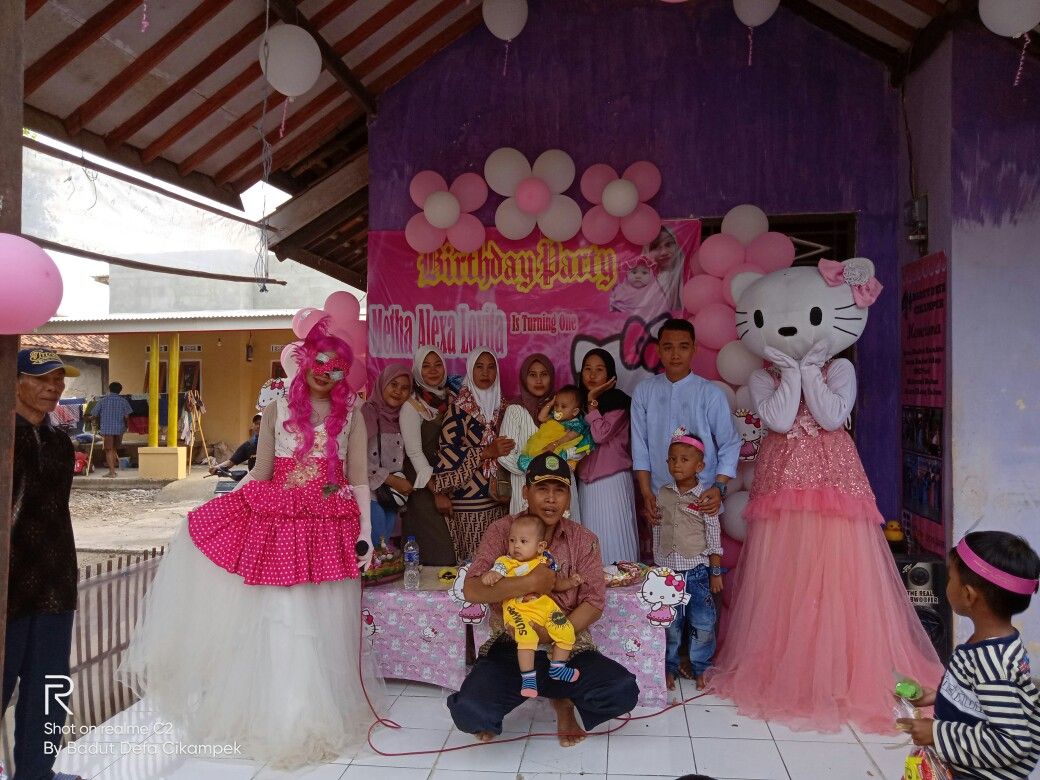 Detail Dekorasi Ulang Tahun Hello Kitty Nomer 40