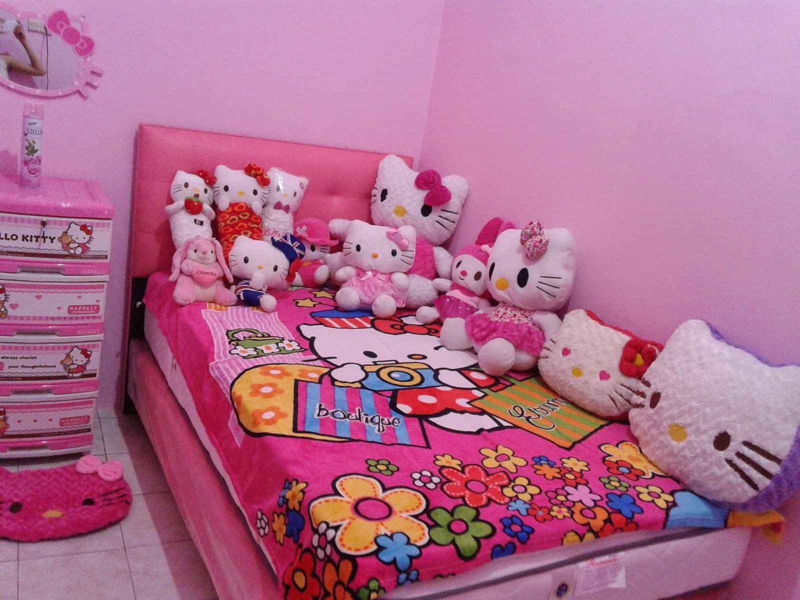 Detail Desain Kamar Hello Kitty Nomer 40