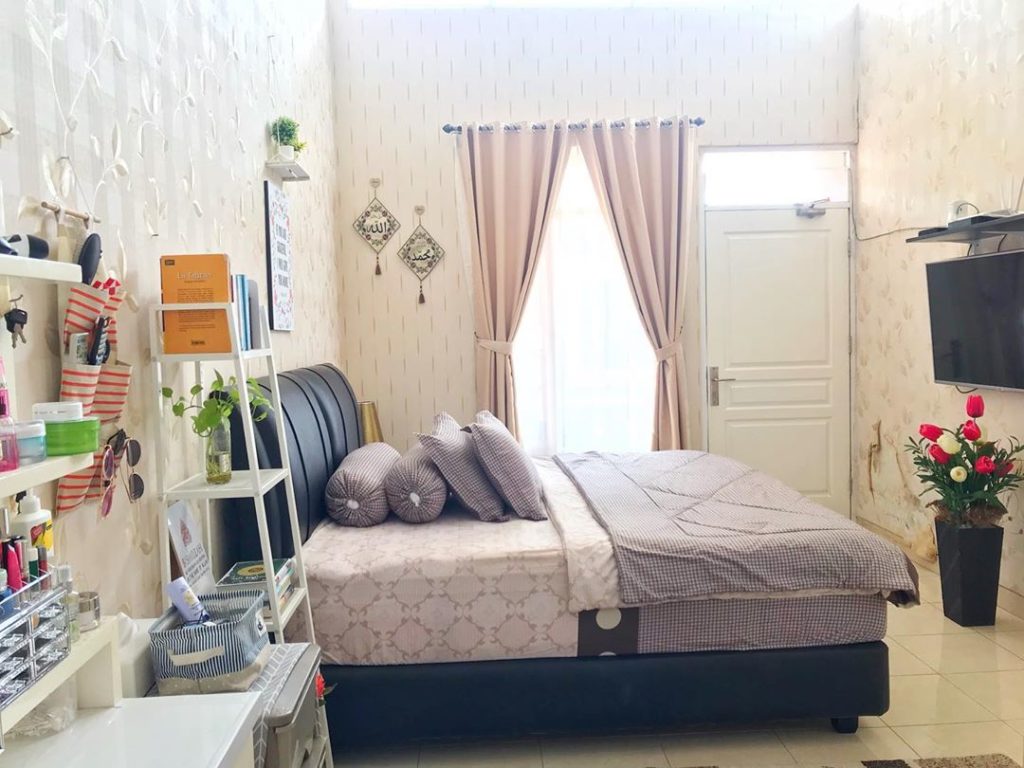 Desain Kamar Tidur Untuk Pasangan Suami Istri - KibrisPDR