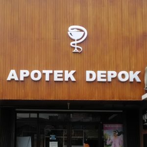 Detail Desain Papan Nama Apotek Nomer 27