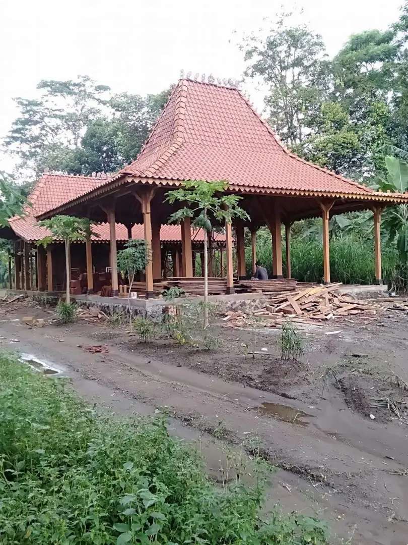 Detail Deskripsi Rumah Limasan Nomer 26