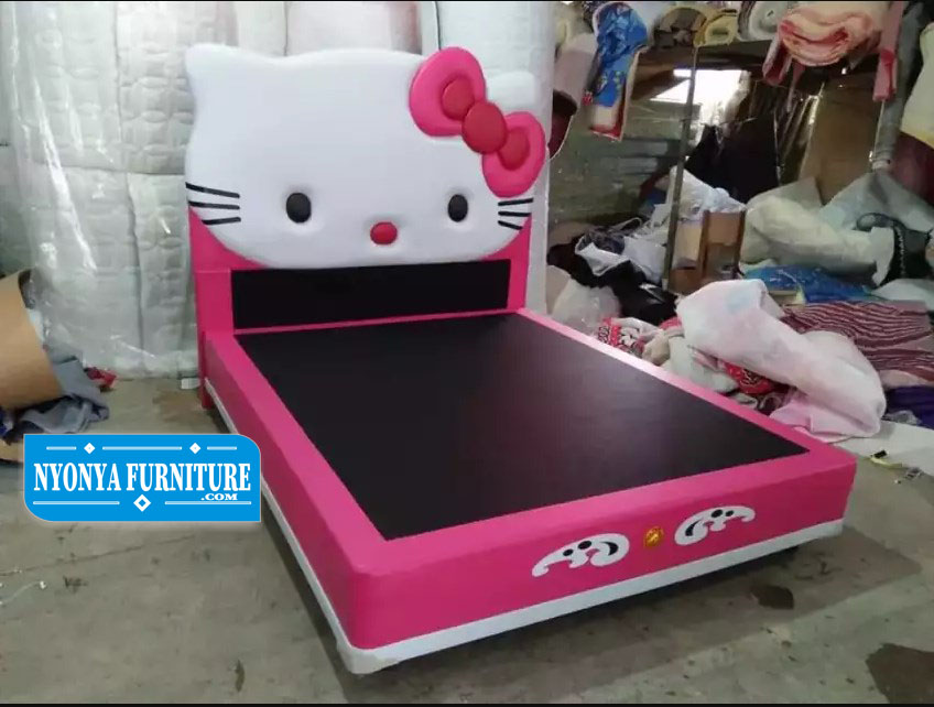 Dipan Hello Kitty - KibrisPDR