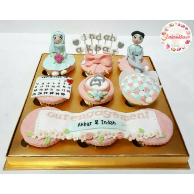 Detail Engagement Kue Tart Lamaran Nomer 38