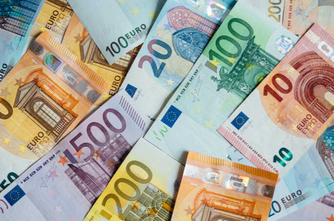 Detail Euro Mata Uang Apa Nomer 8