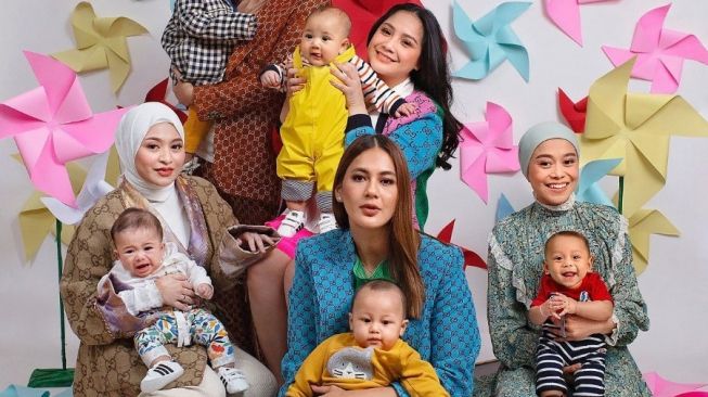 Detail Foto Anak Artis Nomer 25