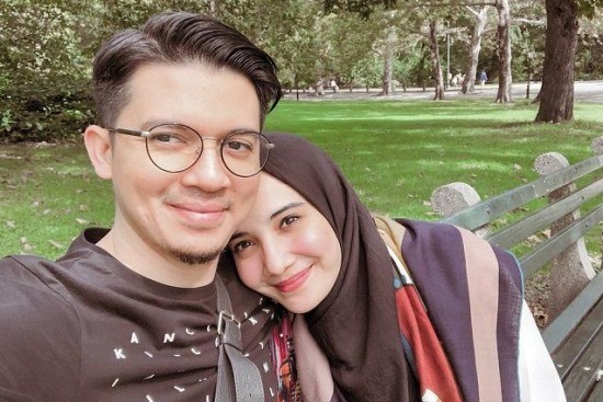 Detail Foto Artis Paling Romantis Nomer 50