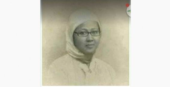 Detail Foto Asli Ra Kartini Nomer 4