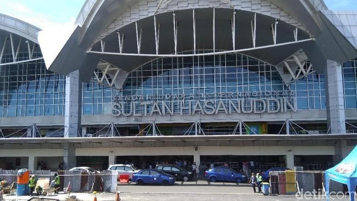 Detail Foto Bandara Makassar Nomer 11
