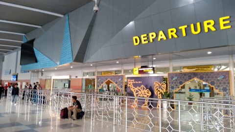 Detail Foto Bandara Makassar Nomer 25