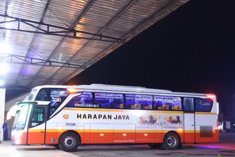 Detail Foto Bus Harapan Jaya Nomer 44