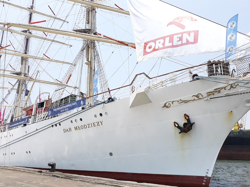 Detail Foto Kapal Layar Nomer 33