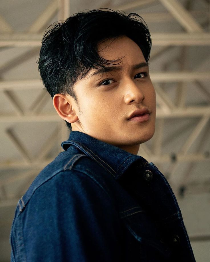 Detail Foto Keren Randy Martin Nomer 16