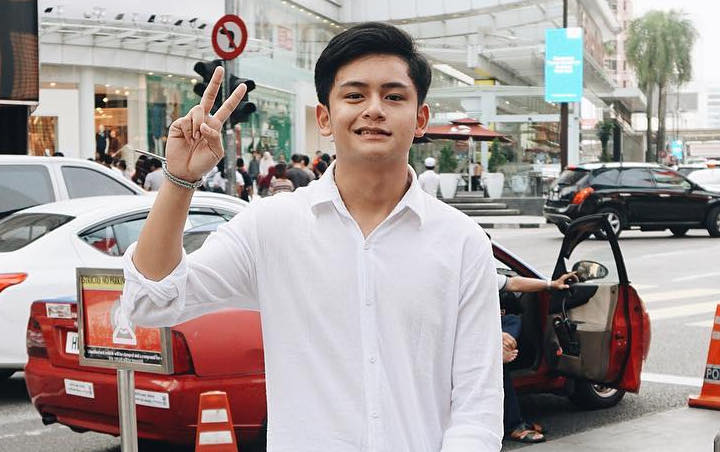 Detail Foto Keren Randy Martin Nomer 47