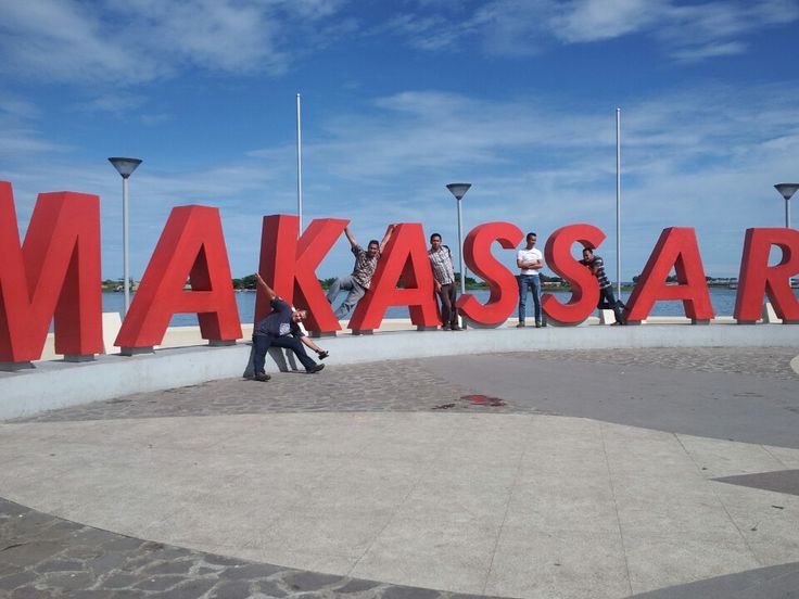 Detail Foto Pantai Losari Makassar Nomer 53