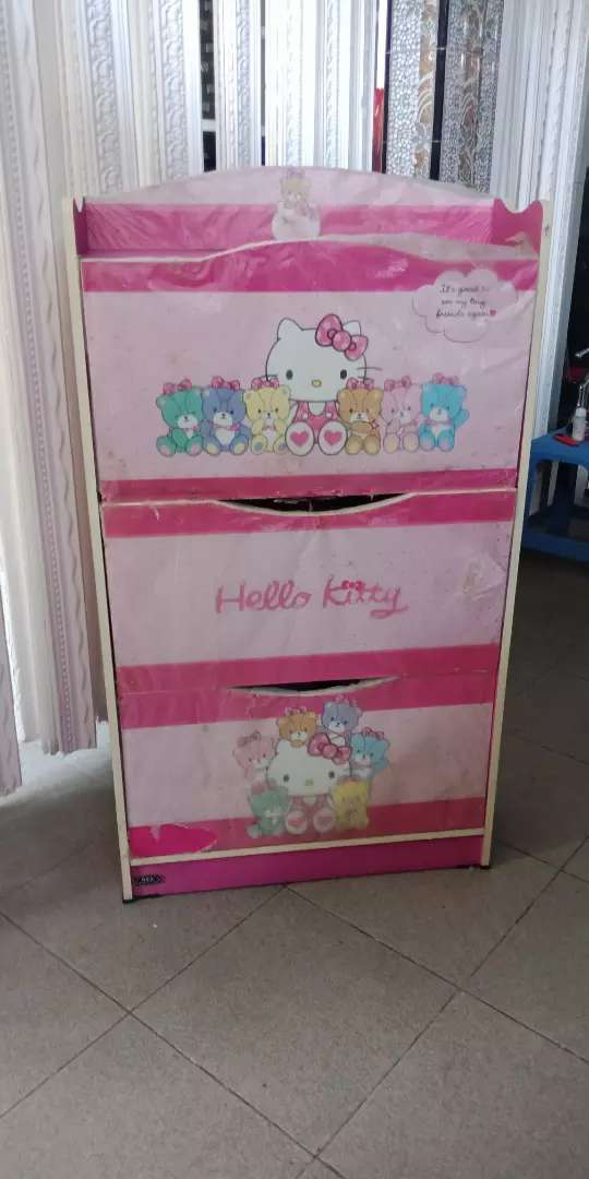 Detail Foto Sepatu Hello Kitty Nomer 45