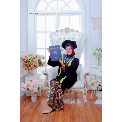 Detail Foto Studio Wisuda Nomer 20