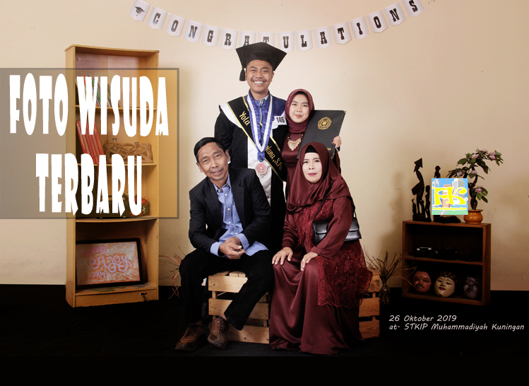 Detail Foto Studio Wisuda Keluarga Nomer 8