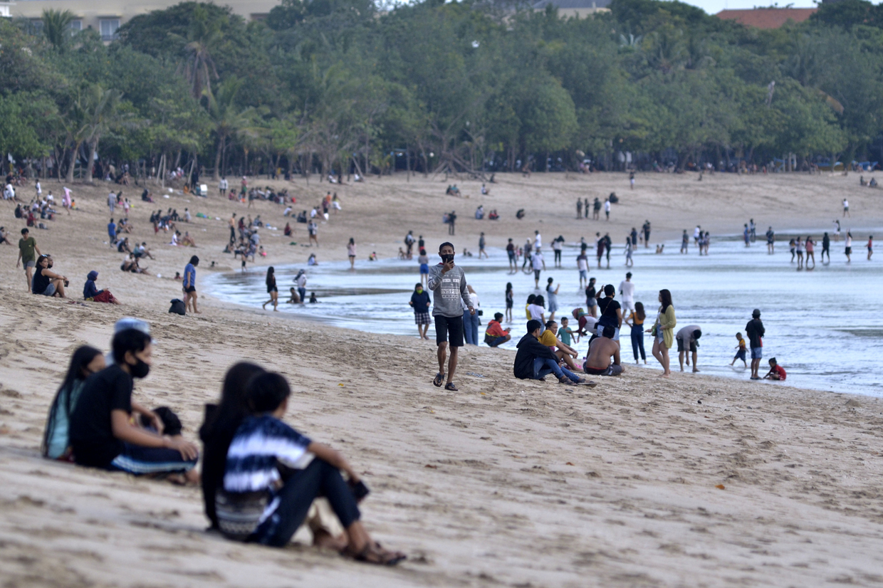 Detail Foto Suasana Pantai Kuta Bali Nomer 20