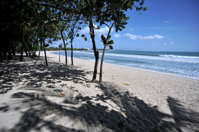 Detail Foto Suasana Pantai Kuta Bali Nomer 29