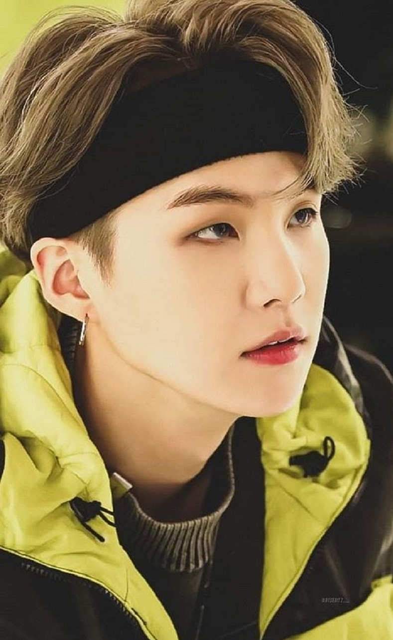 Detail Foto Suga Bts 2020 Nomer 6