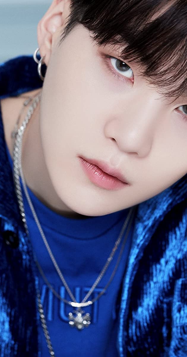 Detail Foto Suga Bts Nomer 32