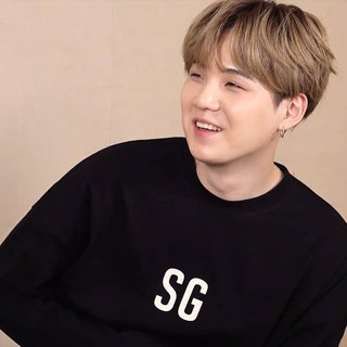 Detail Foto Suga Terbaru Nomer 37