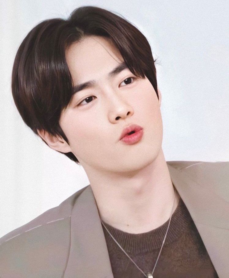 Foto Suho Terbaru - KibrisPDR