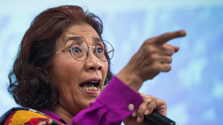 Detail Foto Susi Pudjiastuti Nomer 10