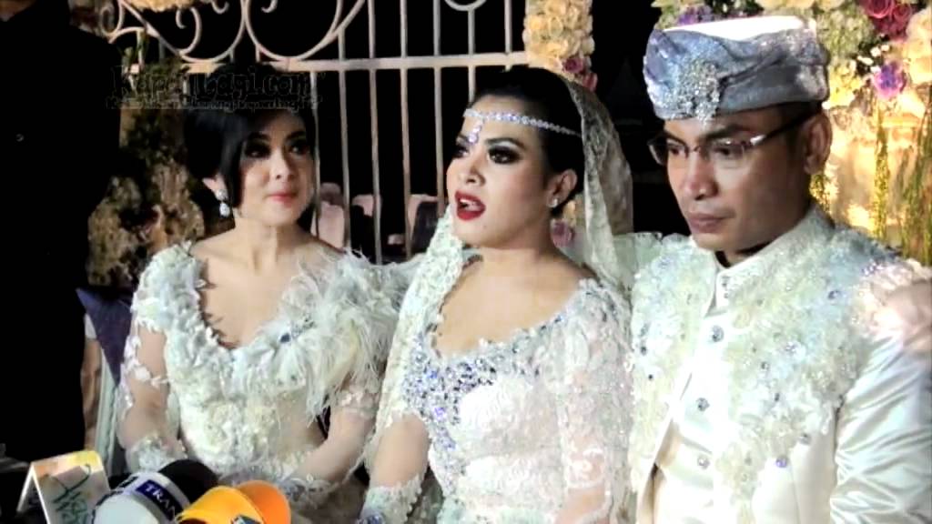 Detail Foto Syahrini Nikah Nomer 26