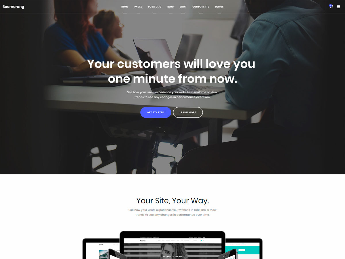 Detail Fullscreen Bootstrap Template Nomer 16