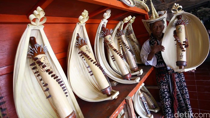 Detail Gambar Alat Musik Sasando Beserta Penjelasannya Makanan Khas Jambi Nomer 6