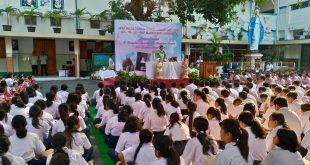 Detail Gambar Anak Sd Berkumpul Di Lapangan Sekolah Nomer 25