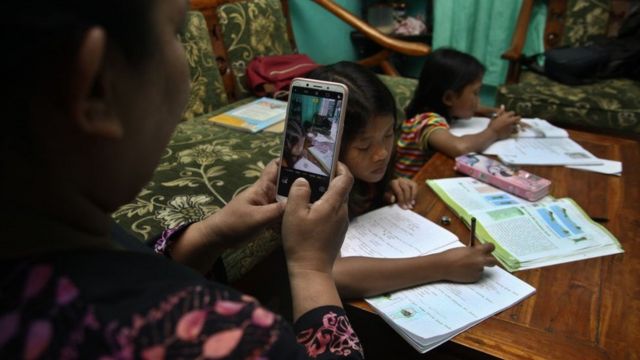 Detail Gambar Anak Sd Berkumpul Di Lapangan Sekolah Nomer 33