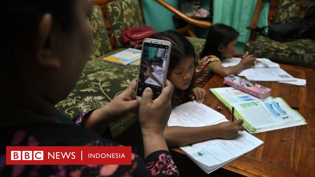 Detail Gambar Anak Sd Sedang Kumpul Di Lapangan Sekolah Nomer 43